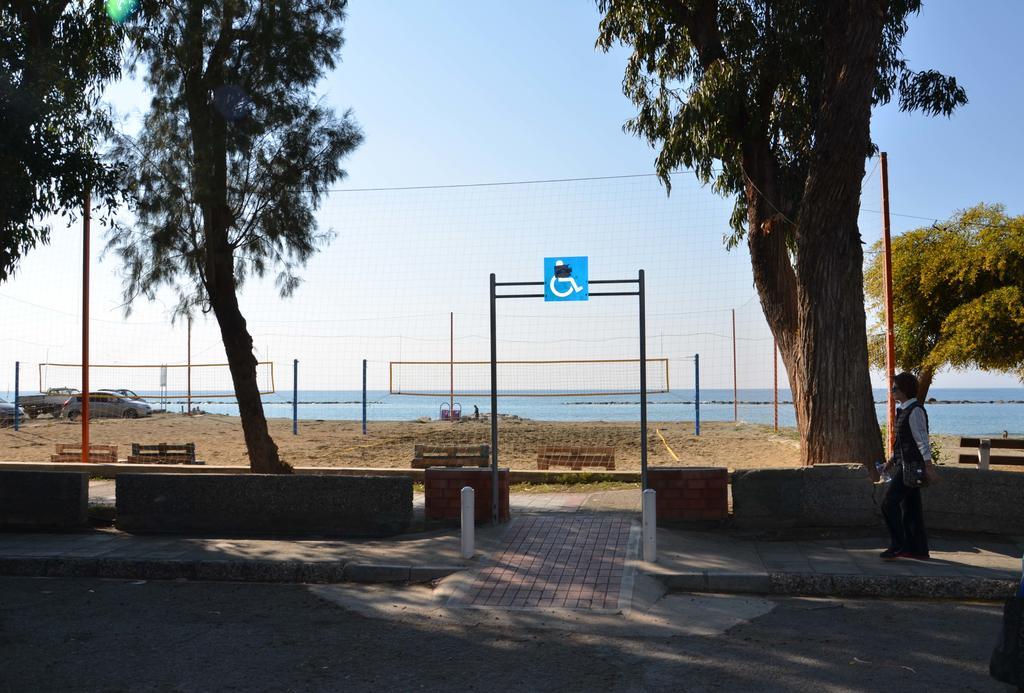 Pebble Beach Holiday Apartments Limassol Exterior photo