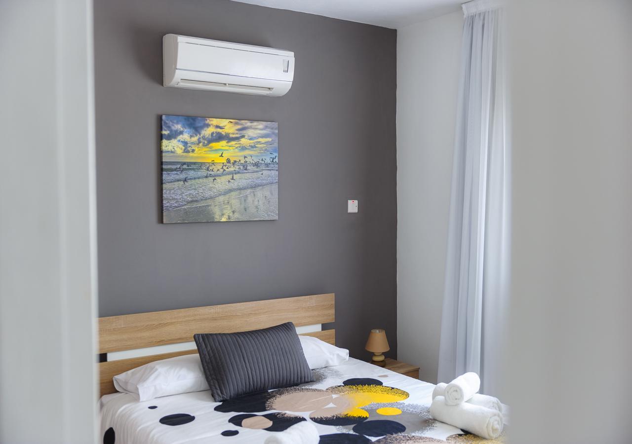 Pebble Beach Holiday Apartments Limassol Exterior photo