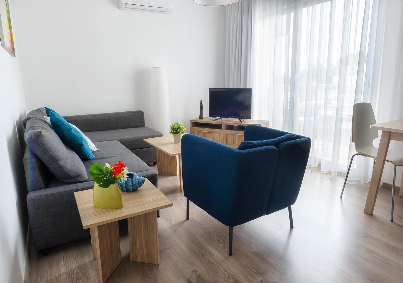 Pebble Beach Holiday Apartments Limassol Exterior photo